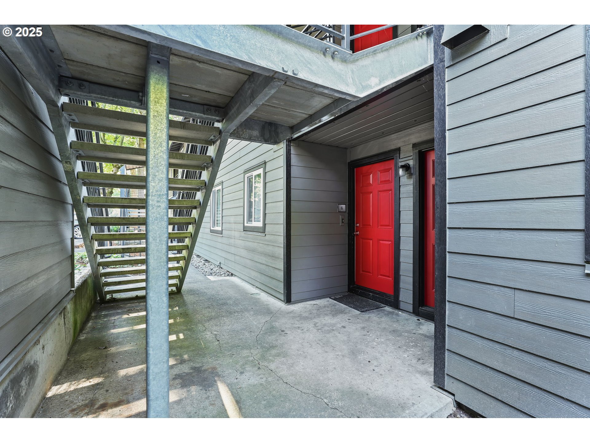 Photo #4: 676307793 Listing: Photo #4