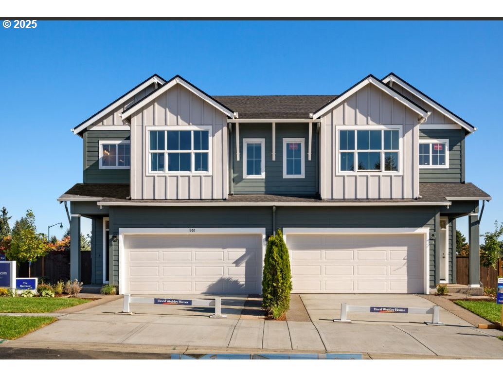13 MOUNTAIN CIR, Lake Oswego, OR, 97035