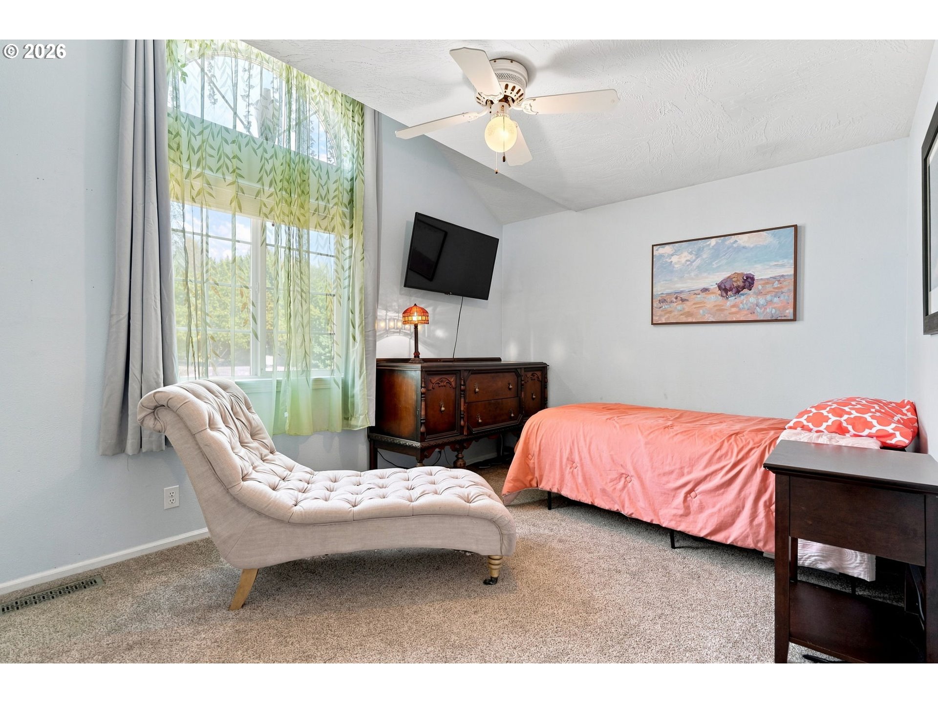 Property photo 17 of 32
