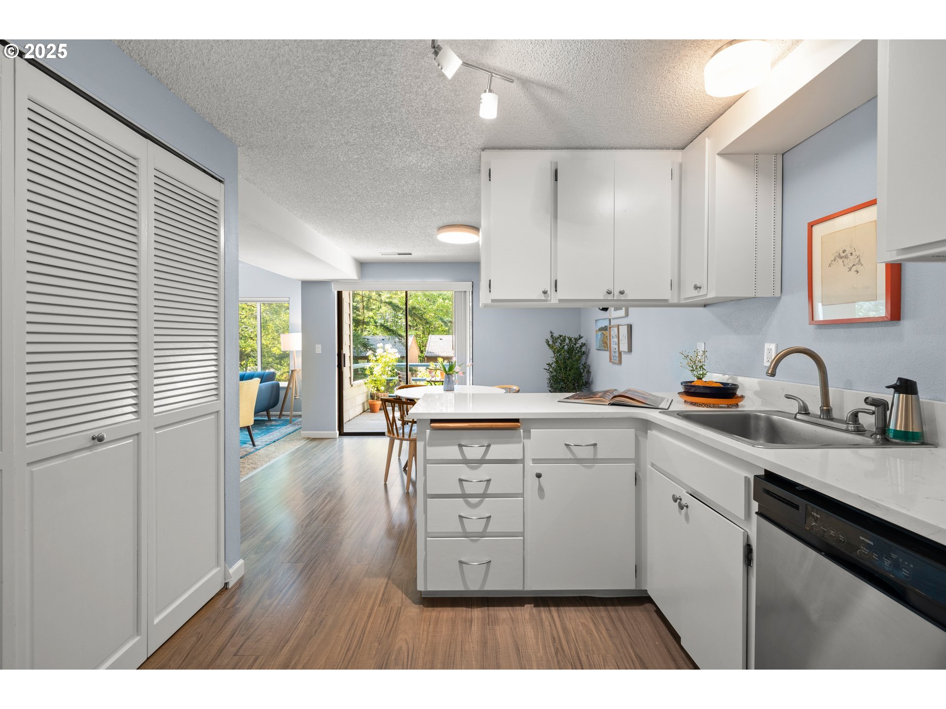 225 CERVANTES CIR, Lake Oswego, OR, 97035