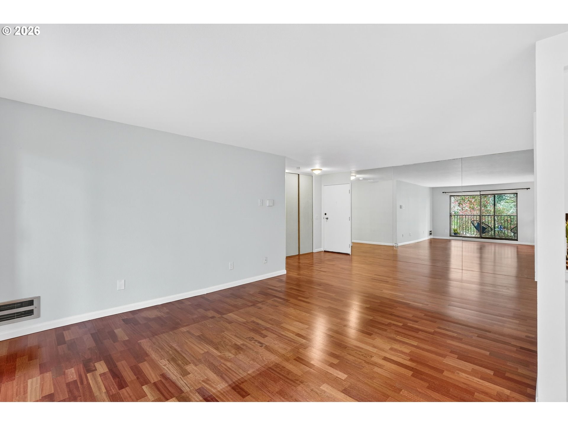 Photo #7: 678317154 Listing: Photo #7