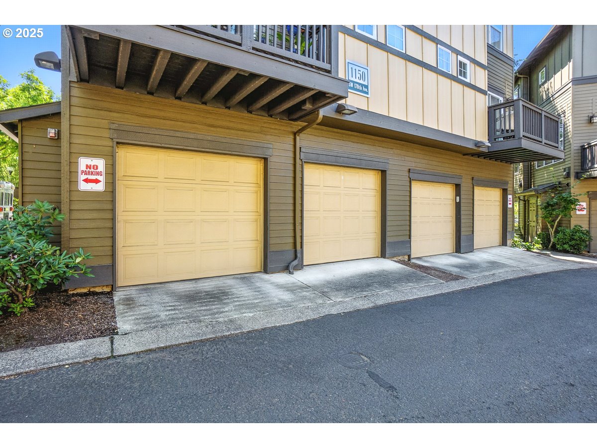 Photo #12: 679093934 Listing: Photo #12