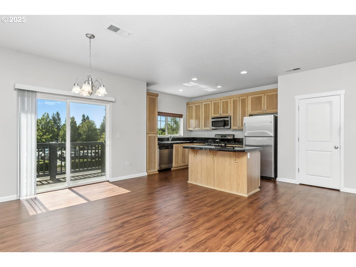 Photo #15: 679093934 Listing: Photo #15