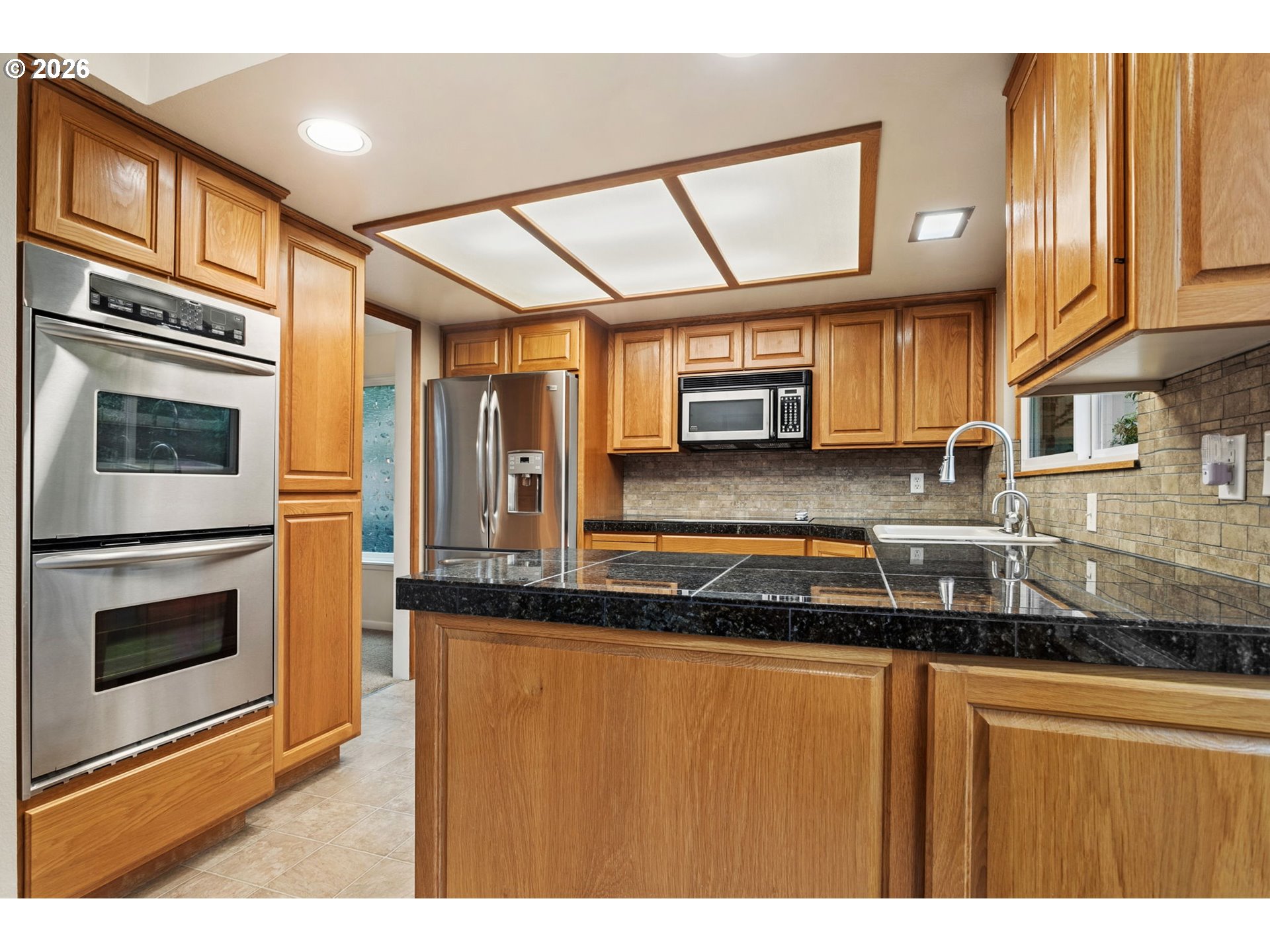 Photo #2: 679720827 Listing: Photo #2