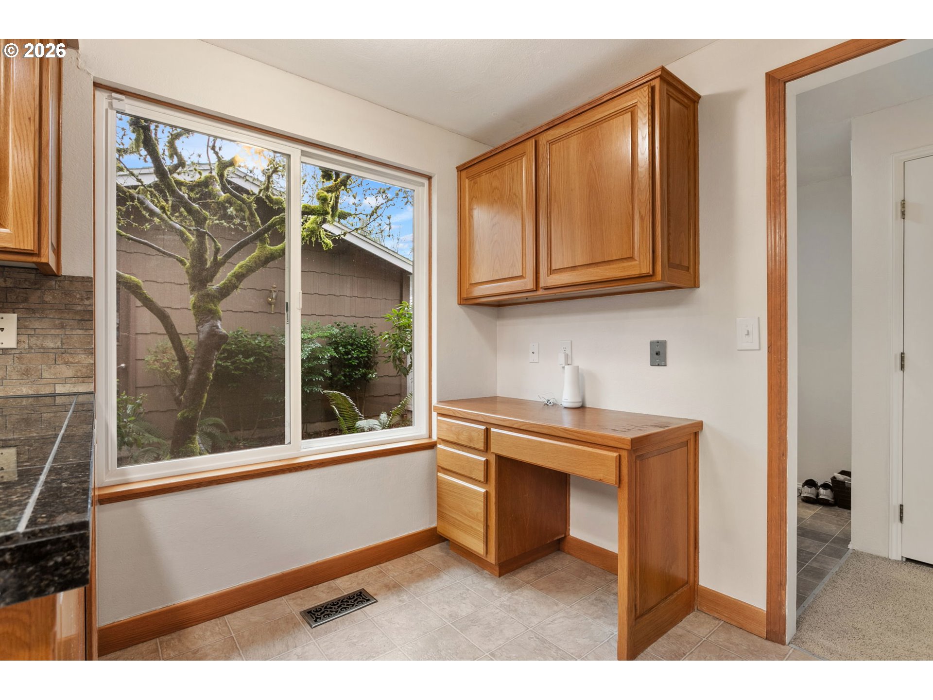 Photo #5: 679720827 Listing: Photo #5