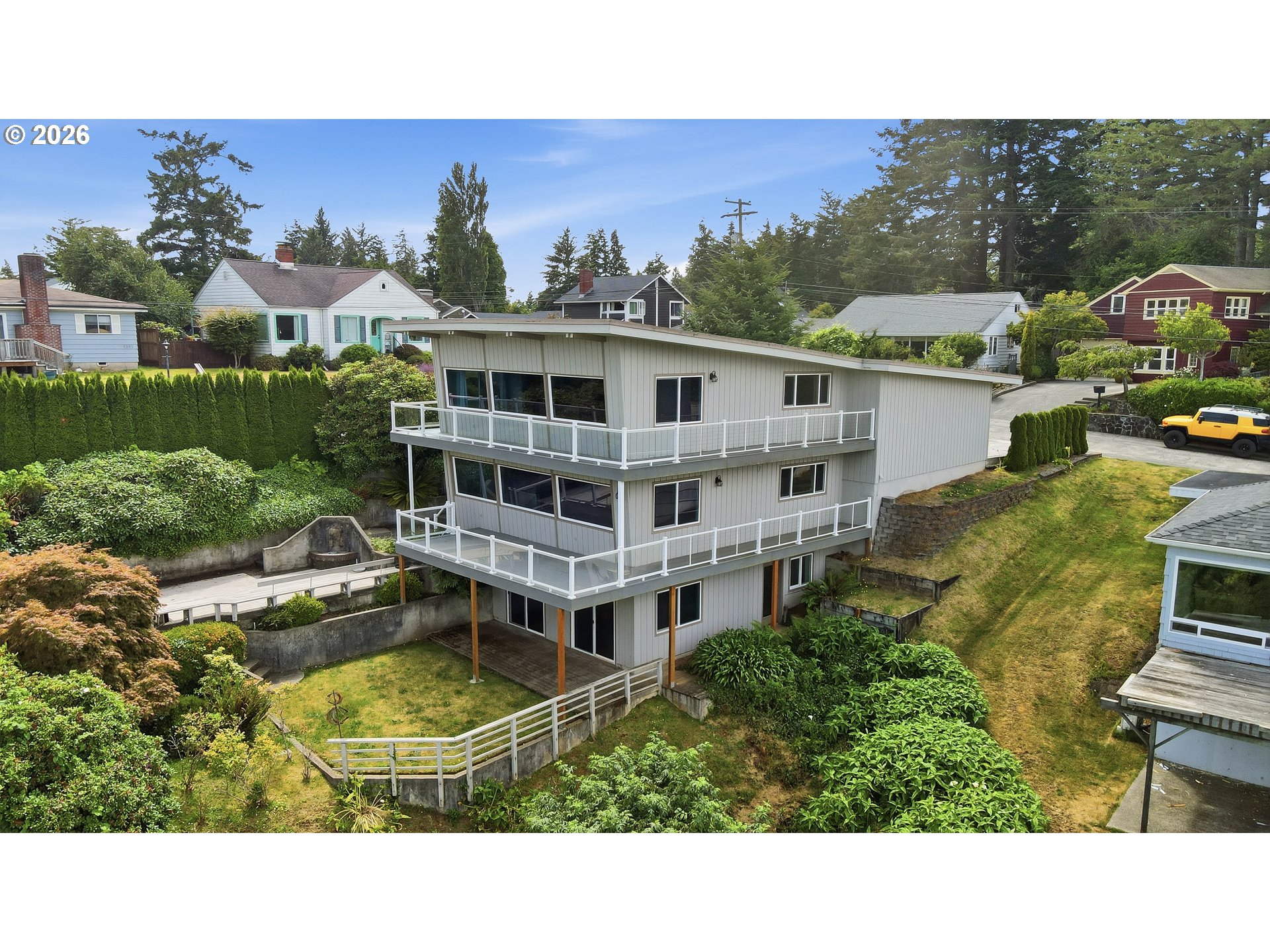 Photo of 451 SIMPSON AVE North Bend OR 97459
