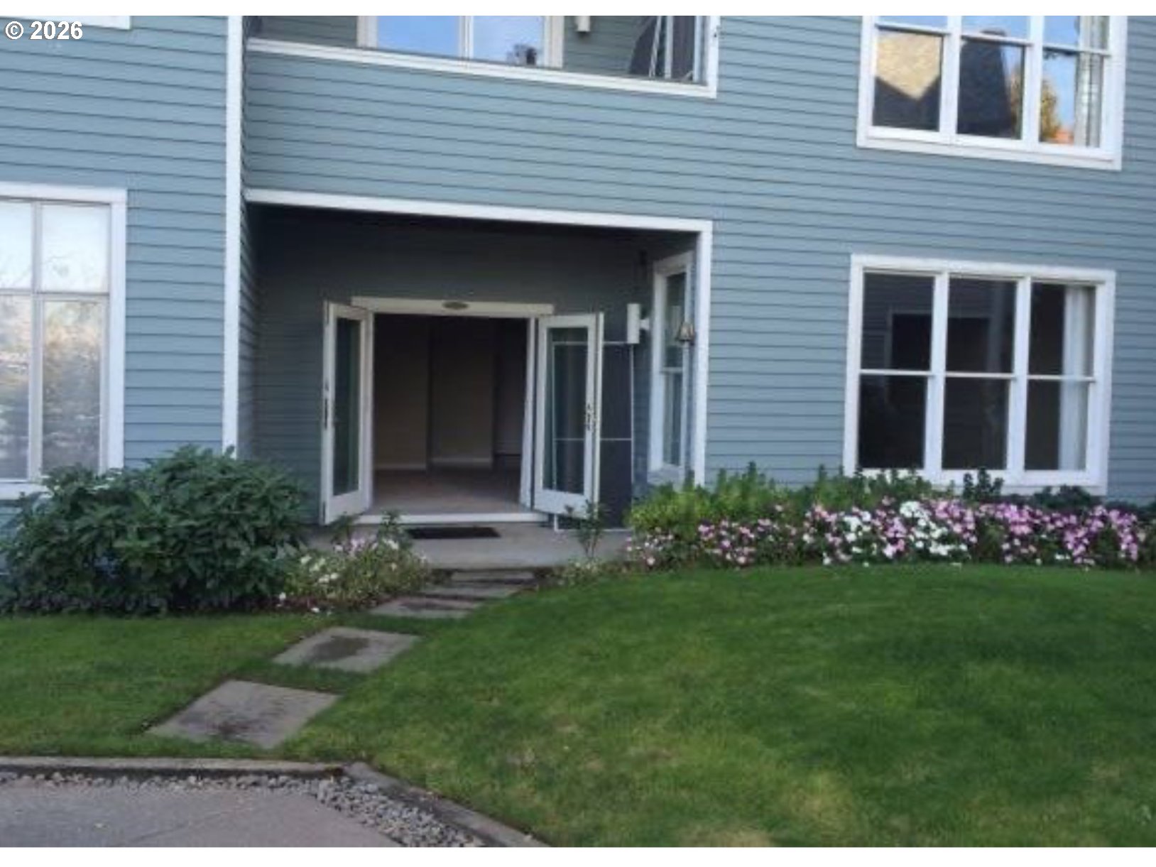 Photo #3: 680732966 Listing: Photo #3