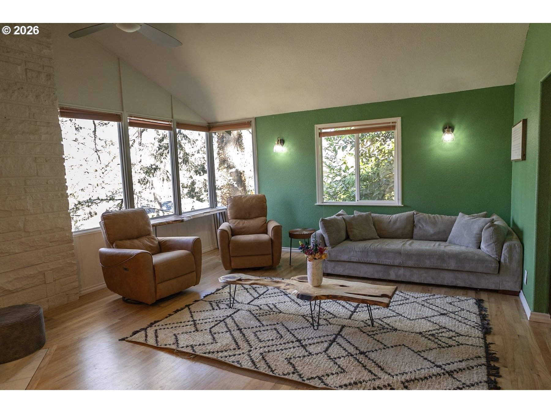 1960 W 25TH AVE, Eugene, OR, 97405