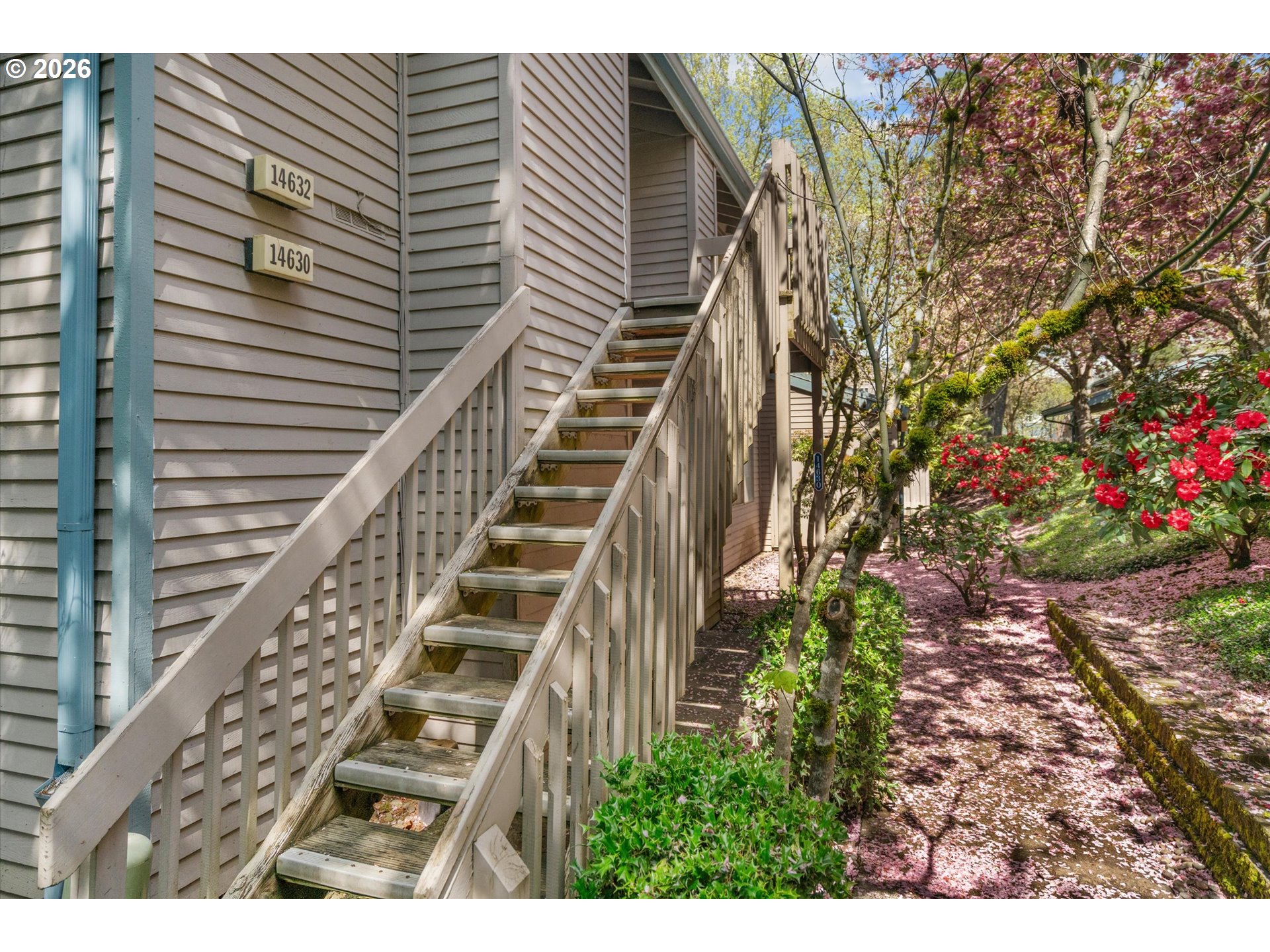 Photo #1: 681107614 Listing: Photo #1