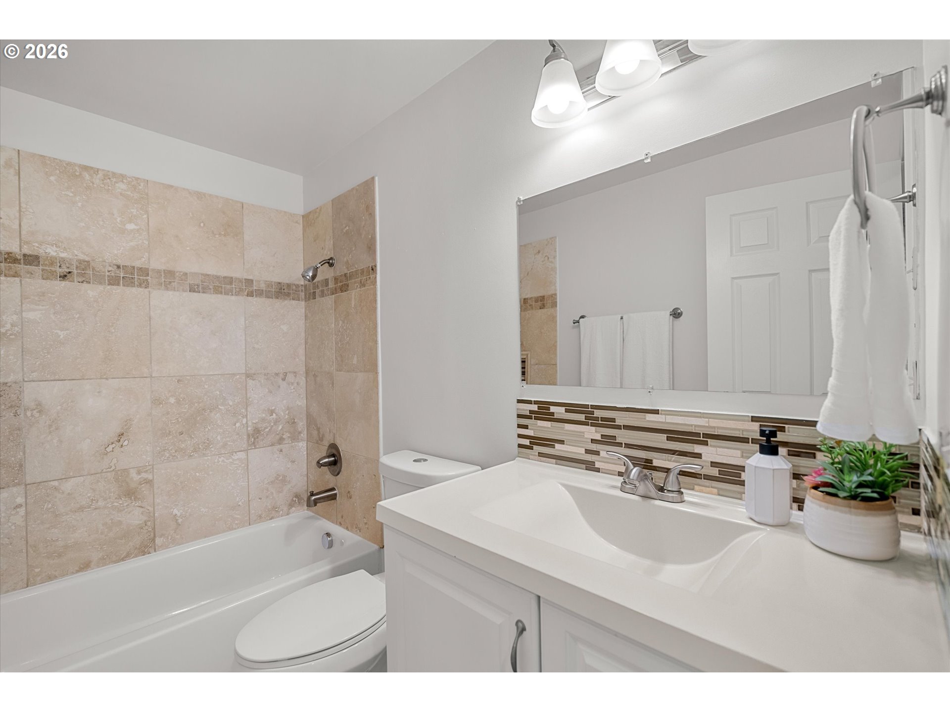 Photo #13: 681107614 Listing: Photo #13