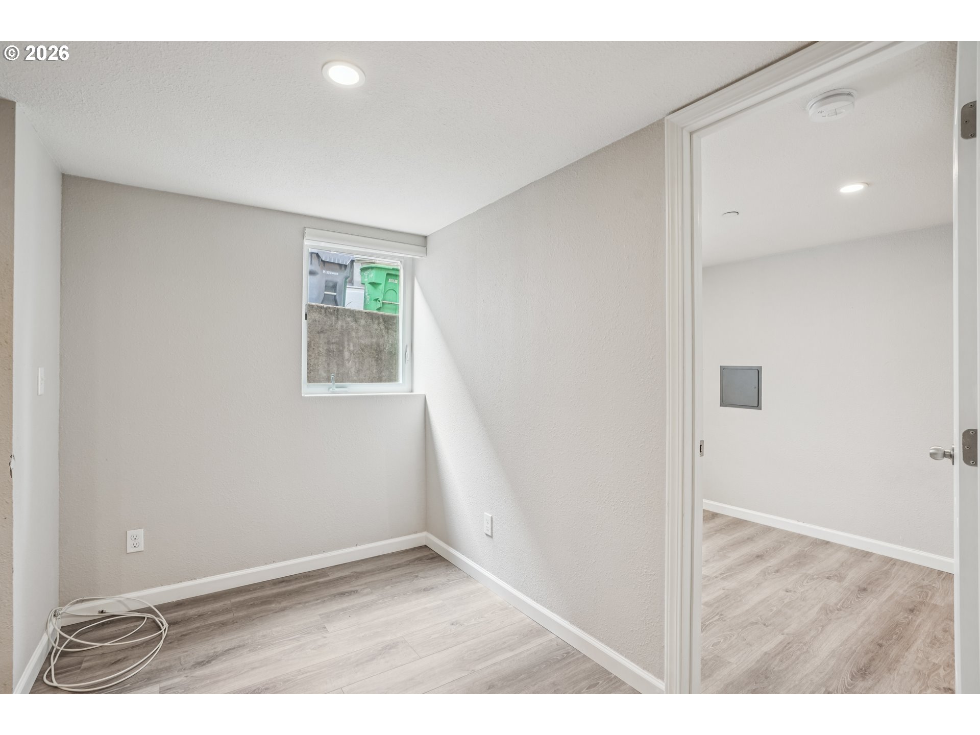 Photo #8: 681138000 Listing: Photo #8