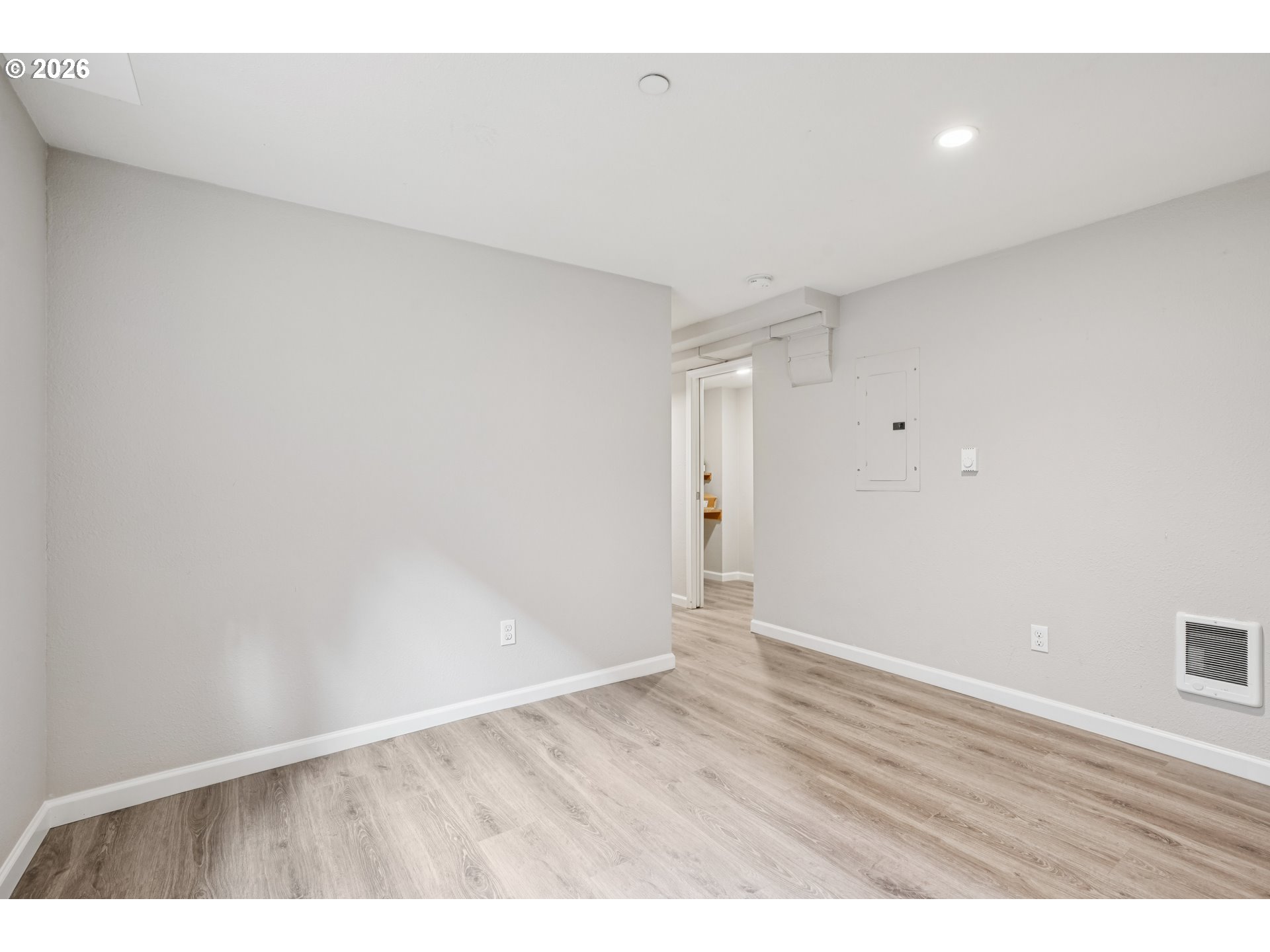 Photo #12: 681138000 Listing: Photo #12