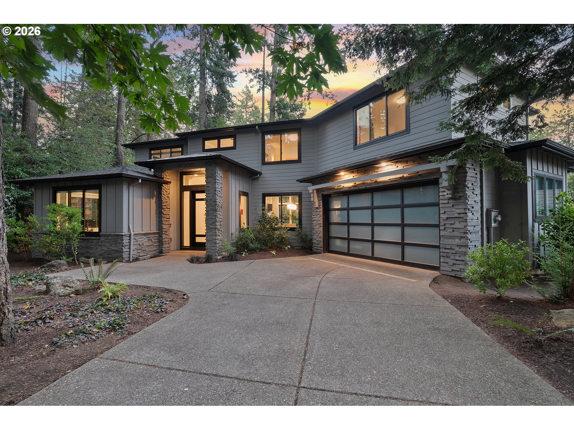 16200 WALUGA DR, Lake Oswego, OR, 97035