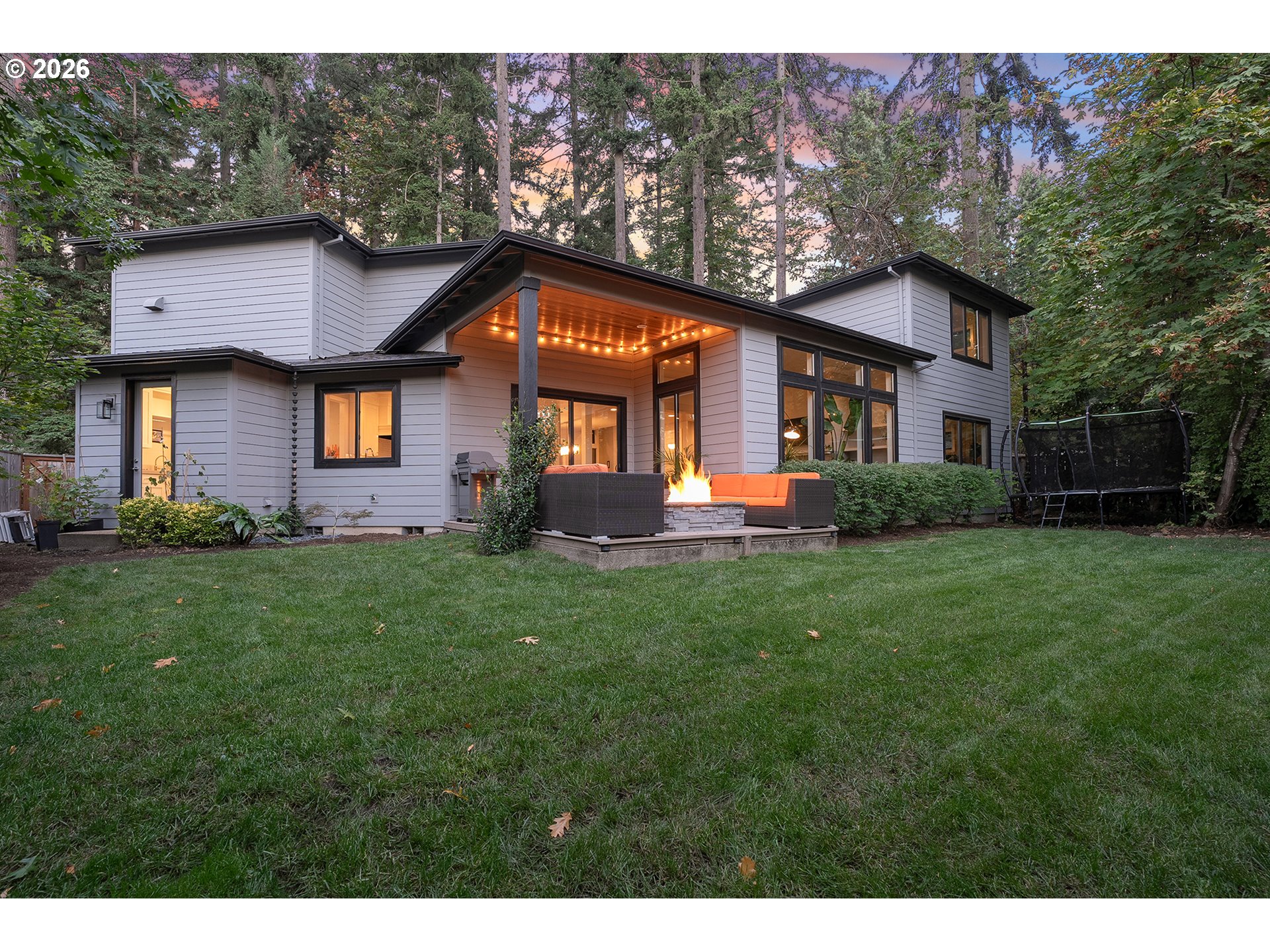 16200 WALUGA DR, Lake Oswego, OR, 97035
