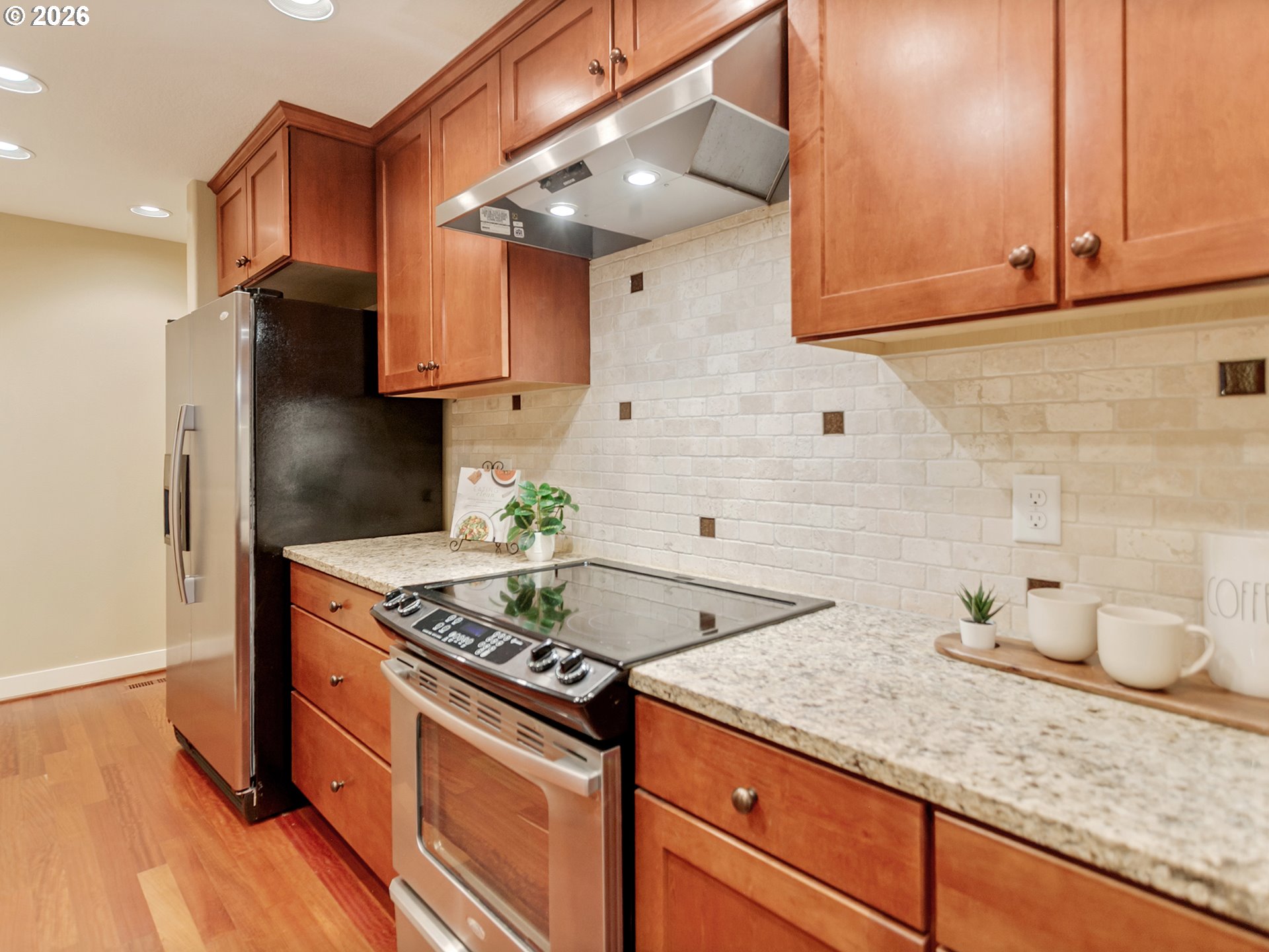 Photo #17: 681812340 Listing: Photo #17