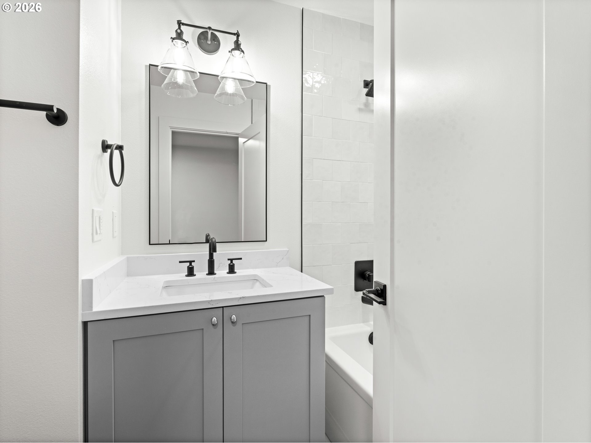 Photo #10: 681985088 Listing: Photo #10