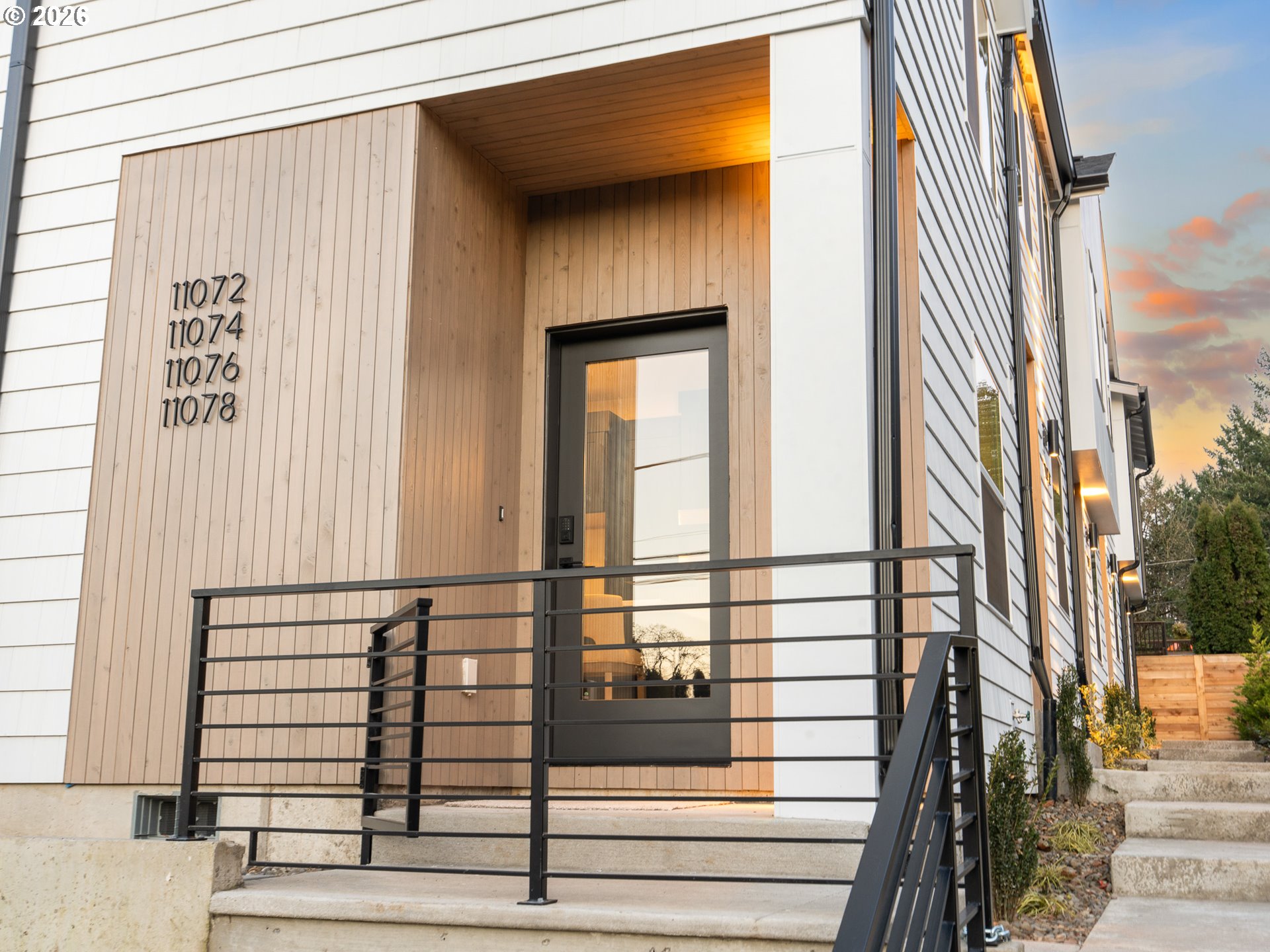 Photo #1: 681985088 Listing: Photo #1