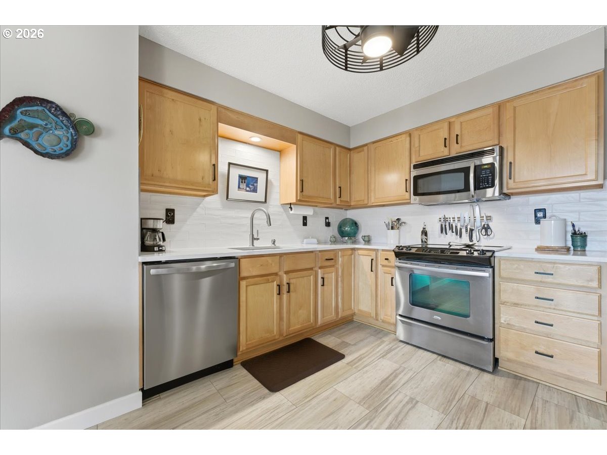 Photo #37: 682612388 Listing: Photo #37