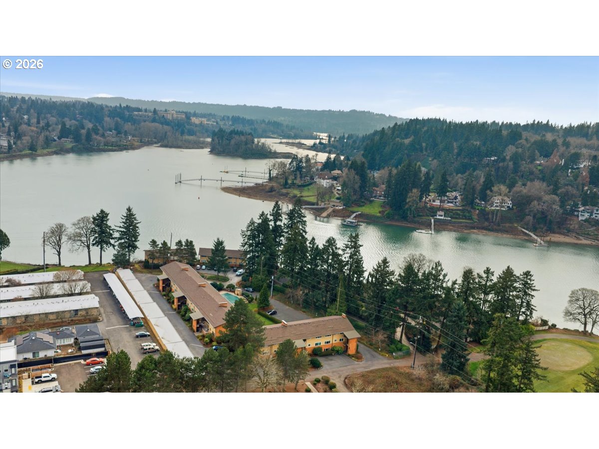 Photo #10: 682612388 Listing: Photo #10