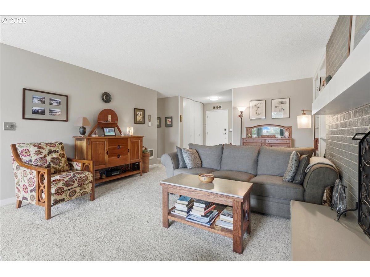 Photo #14: 682612388 Listing: Photo #14