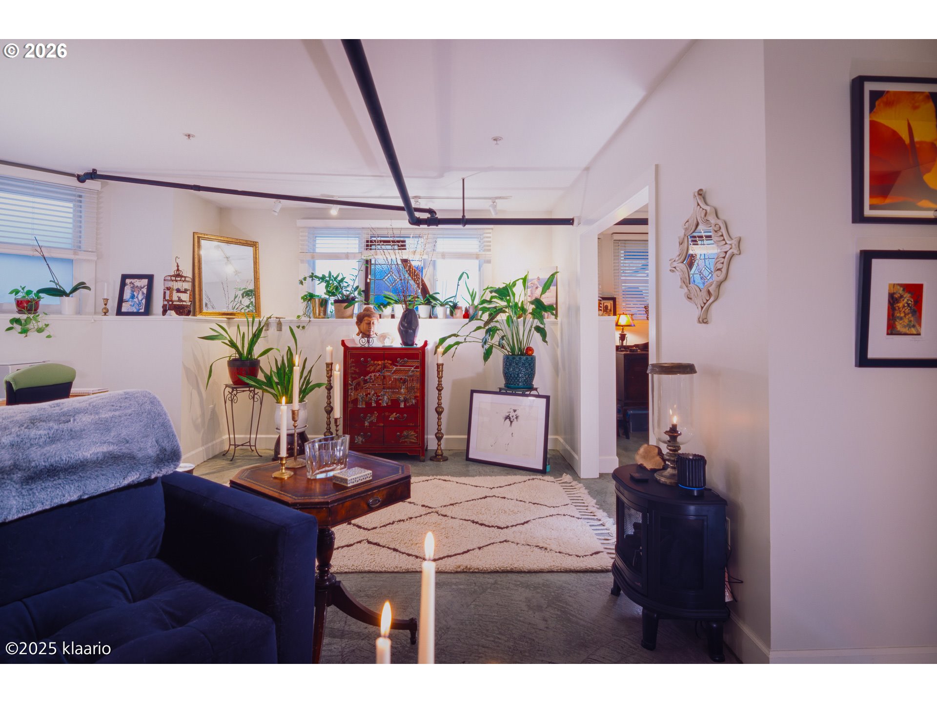 Photo #2: 683395689 Listing: Photo #2