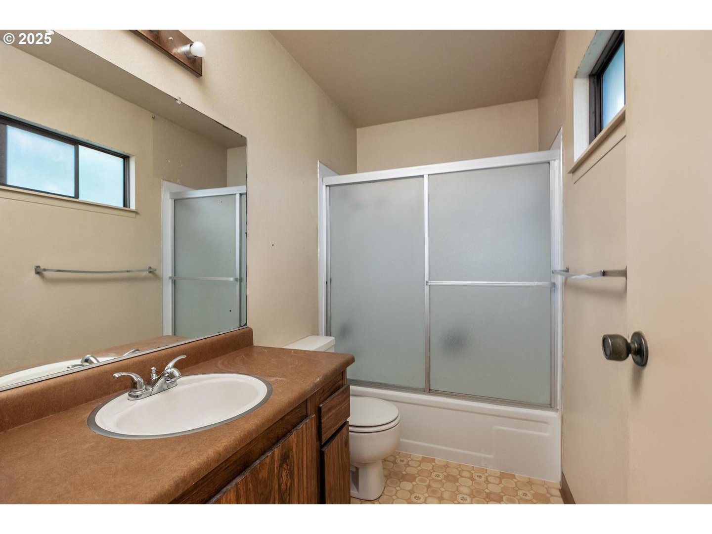 Photo #27: 683598566 Listing: Photo #27