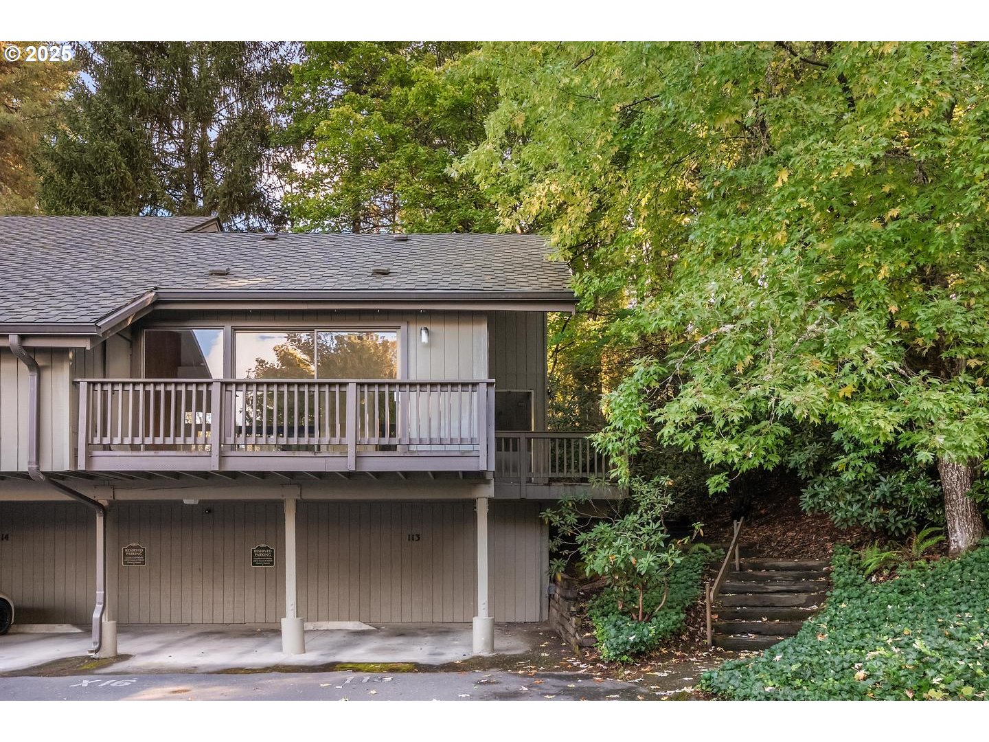 Photo #8: 683598566 Listing: Photo #8