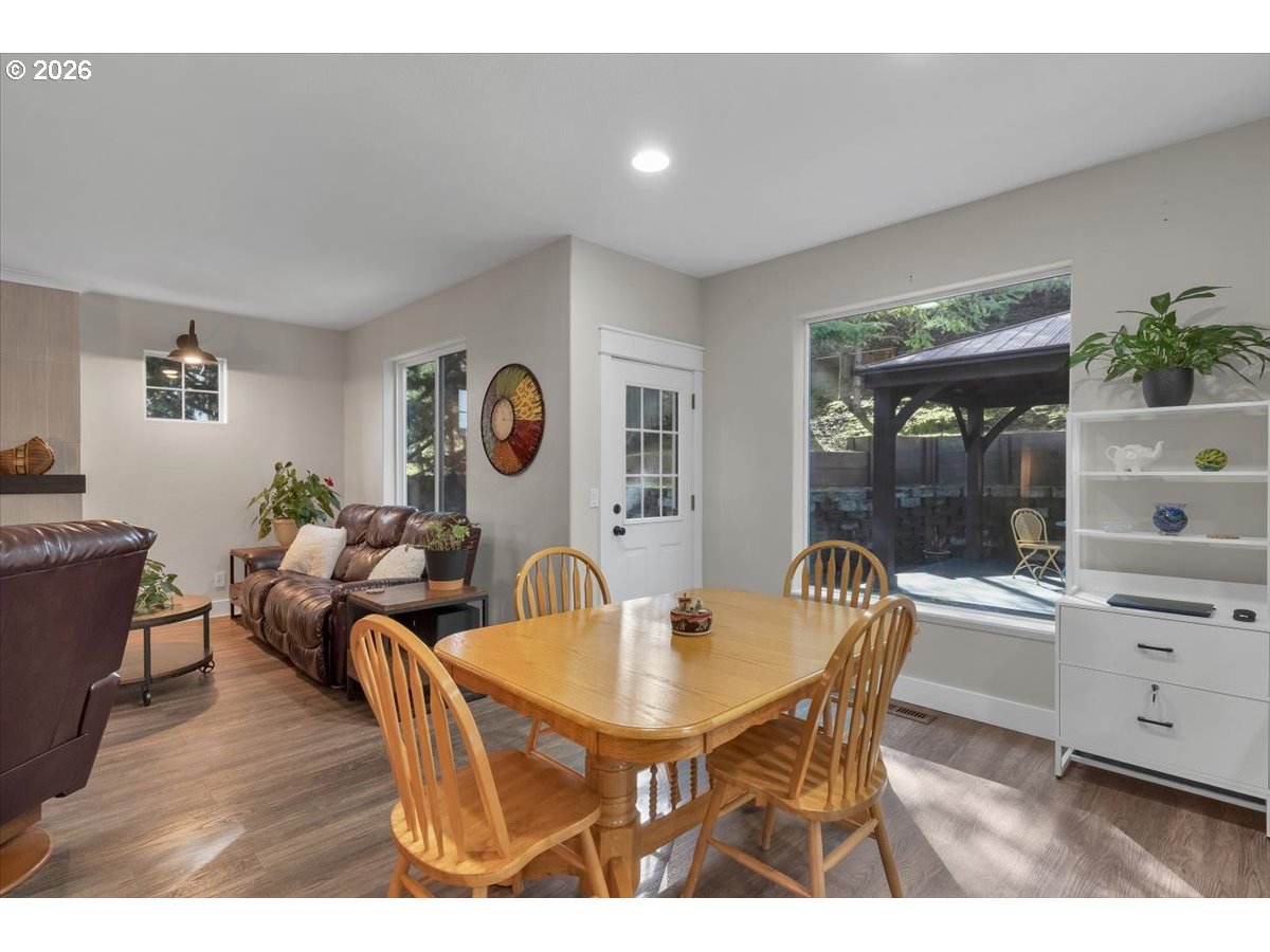 1155 LITTLE JOHN LOOP, Salem, OR, 97304