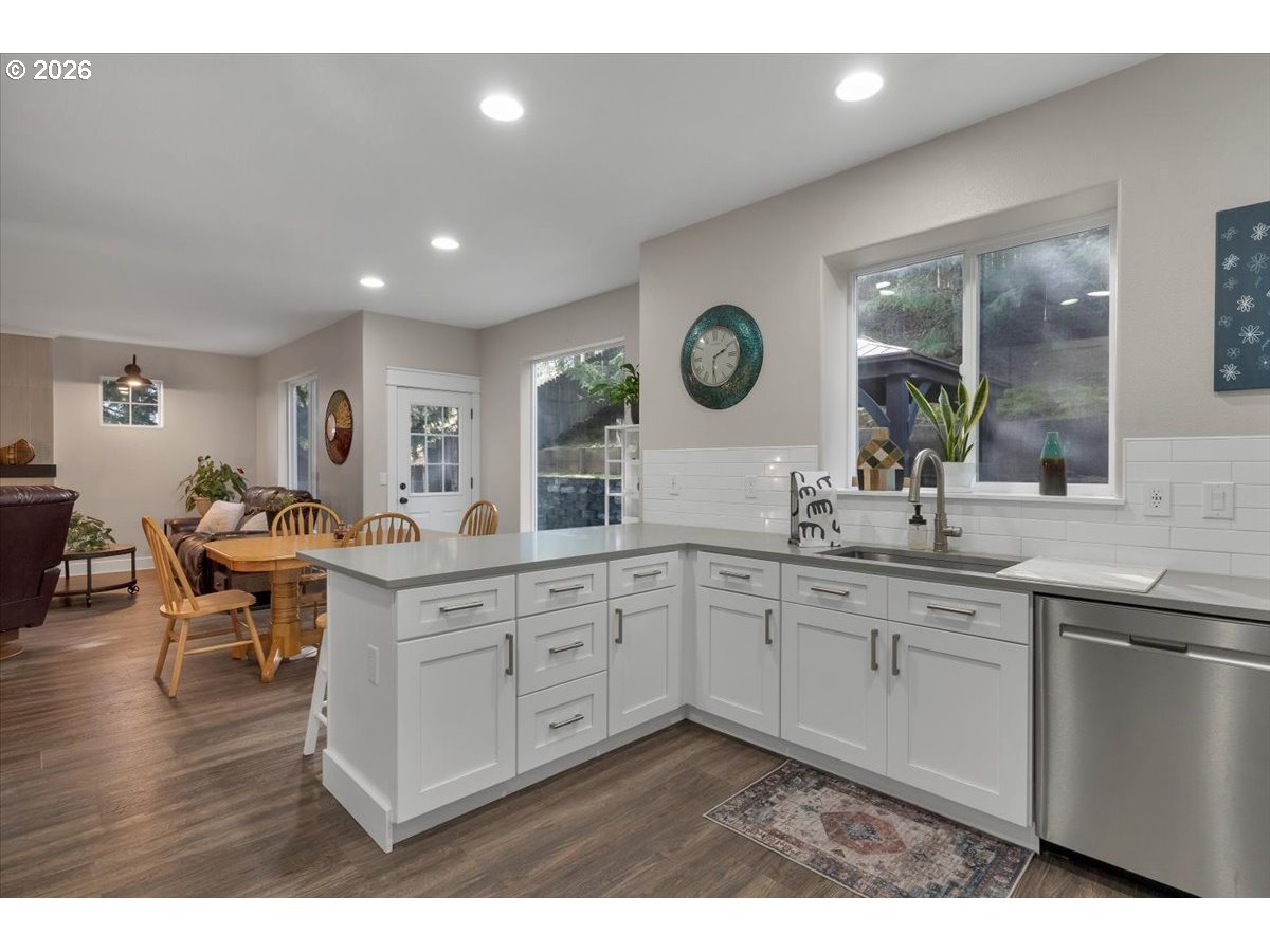 1155 LITTLE JOHN LOOP, Salem, OR, 97304