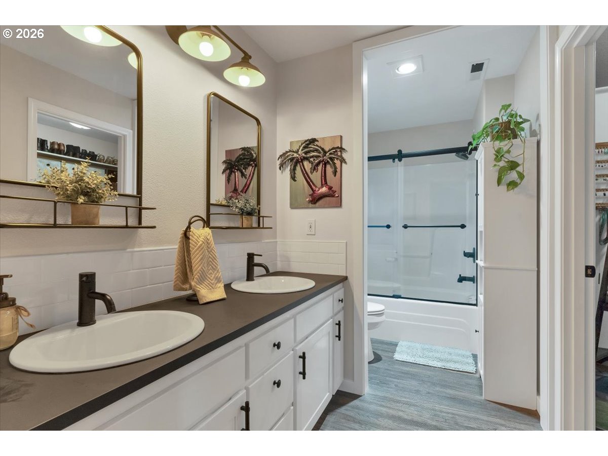 1155 LITTLE JOHN LOOP, Salem, OR, 97304