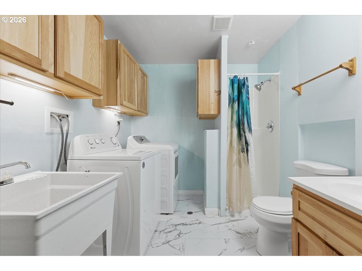 Photo #33: 684174717 Listing: Photo #33