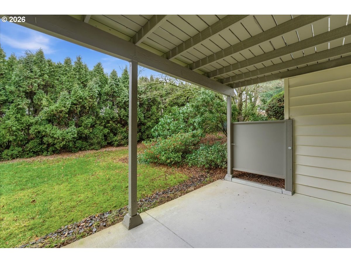 Photo #9: 684174717 Listing: Photo #9