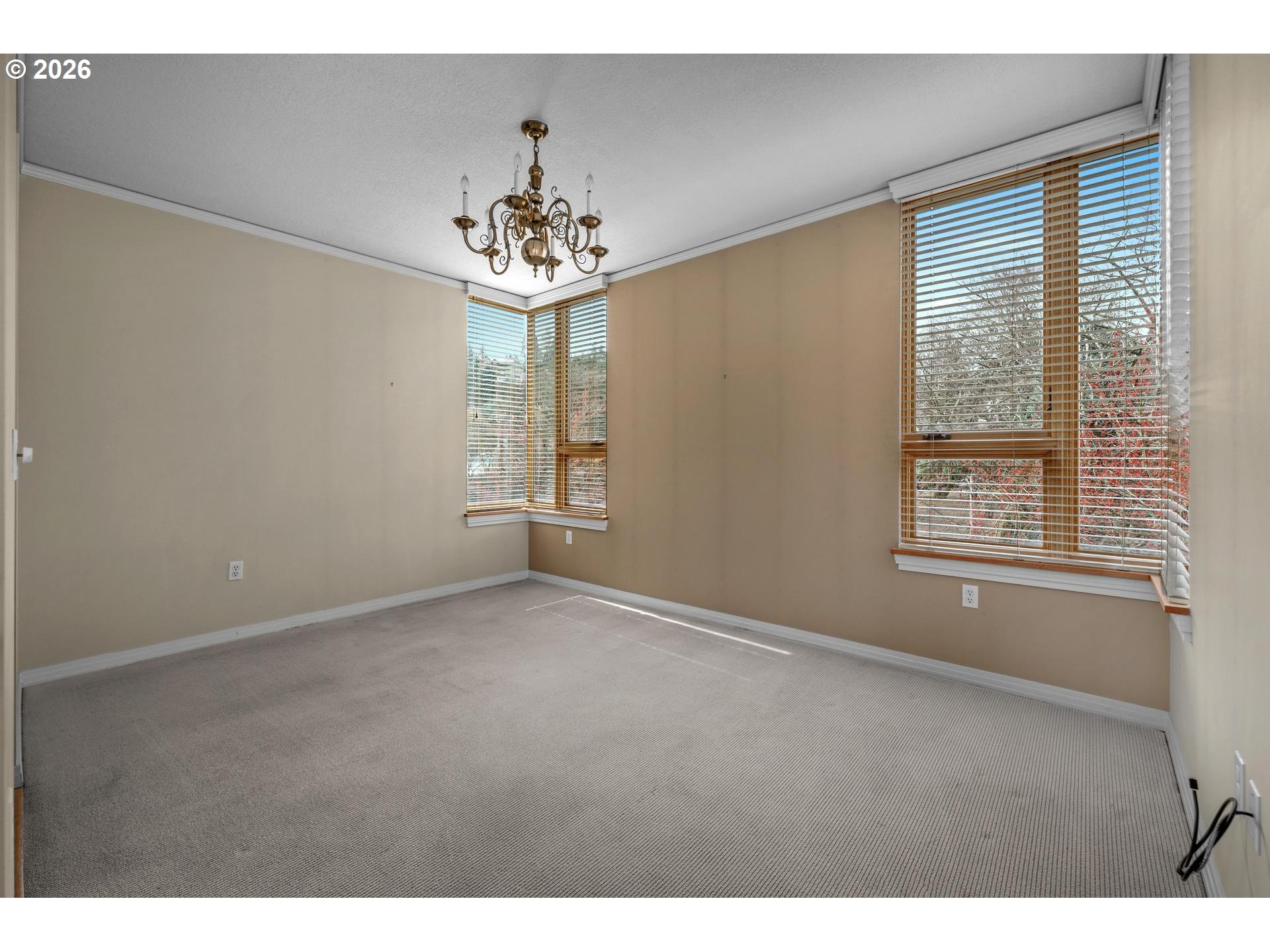 Photo #9: 684293017 Listing: Photo #9