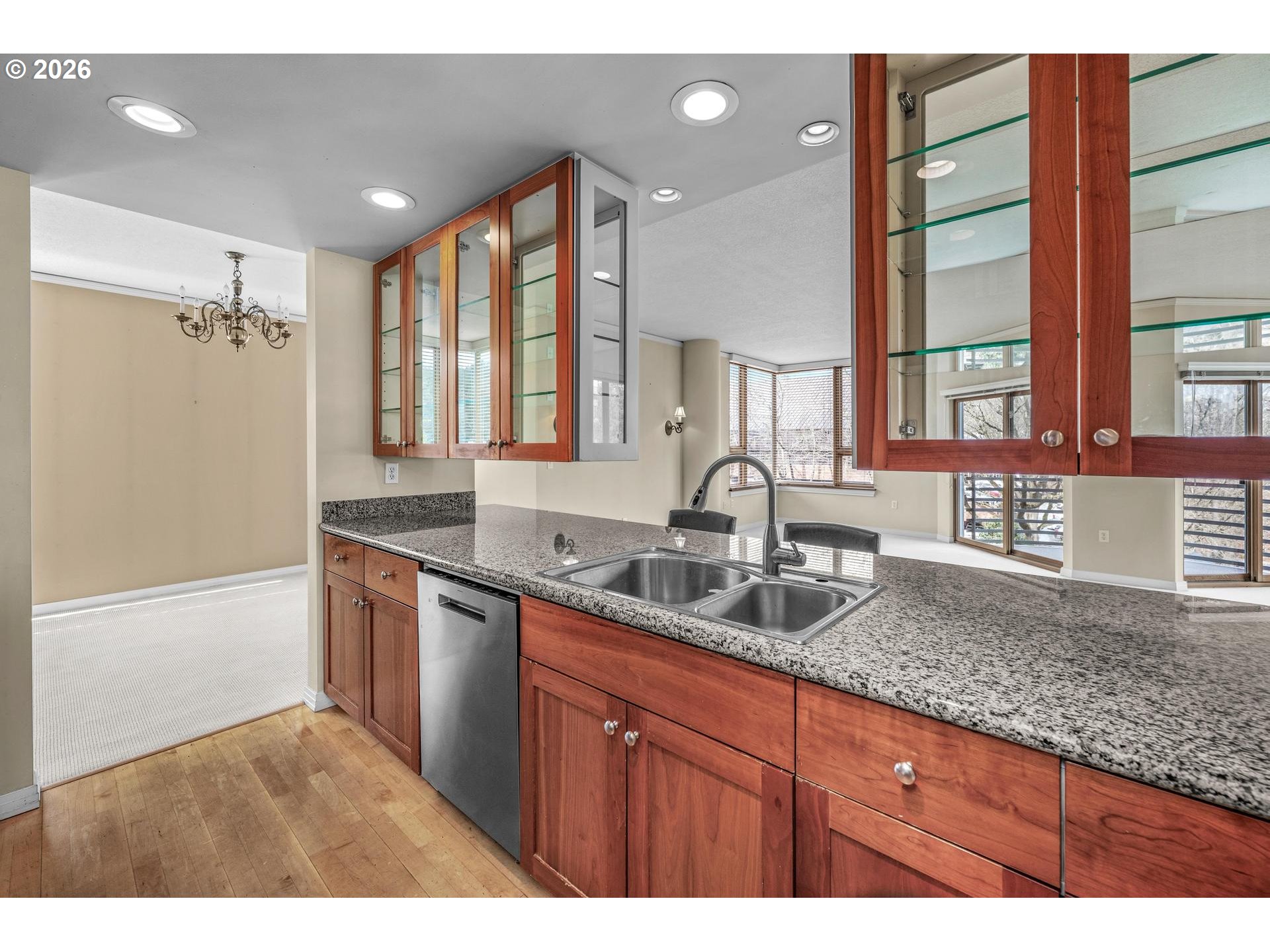 Photo #12: 684293017 Listing: Photo #12