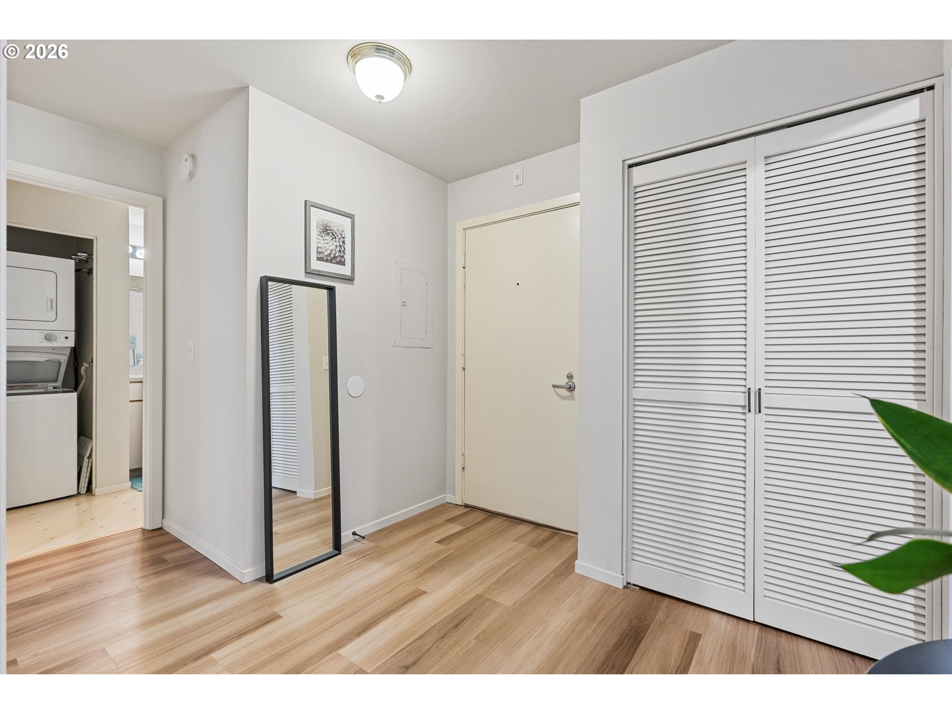 Photo #5: 685016302 Listing: Photo #5