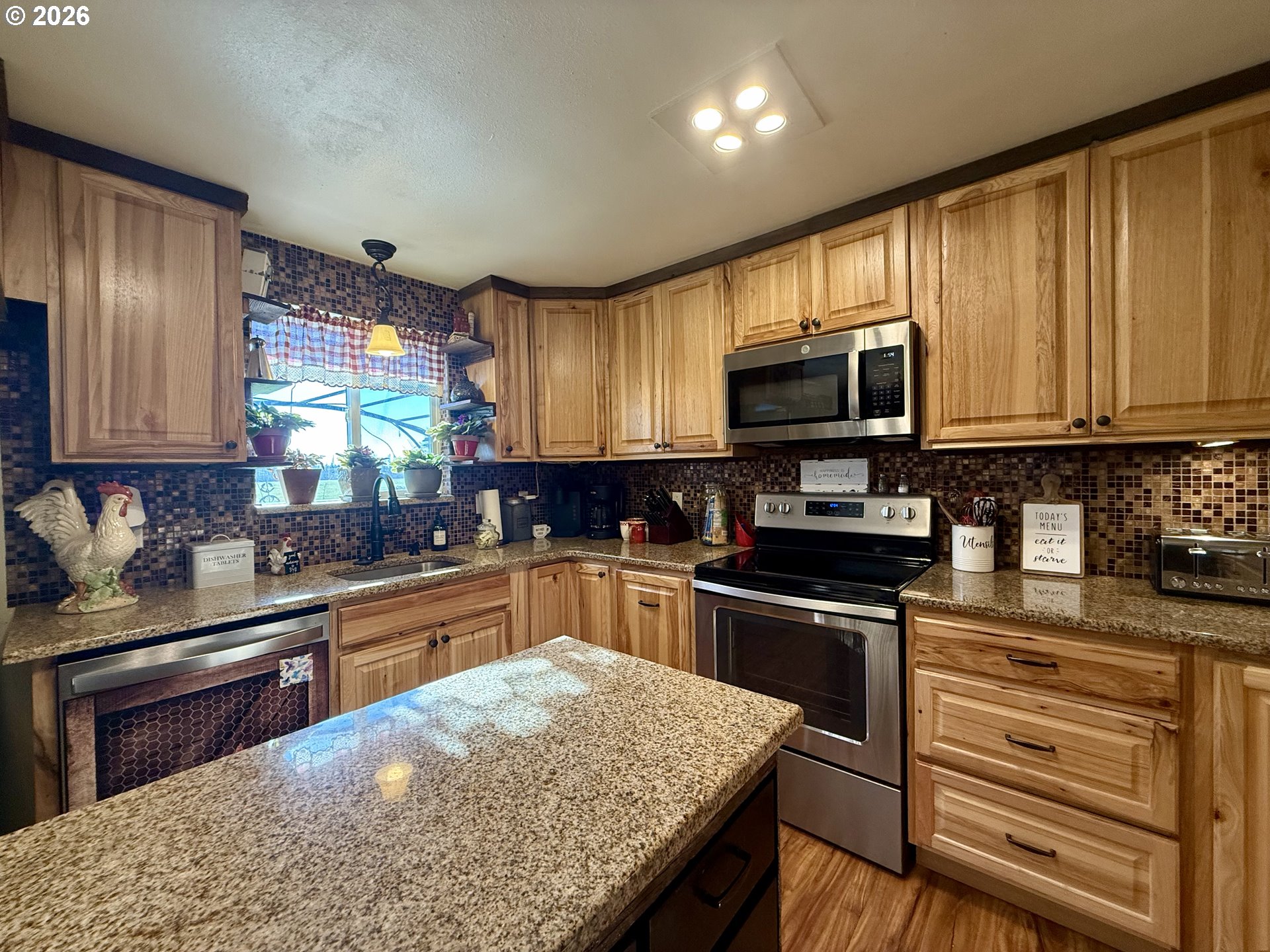 39340 SHELBURN DR, Scio, OR, 97374