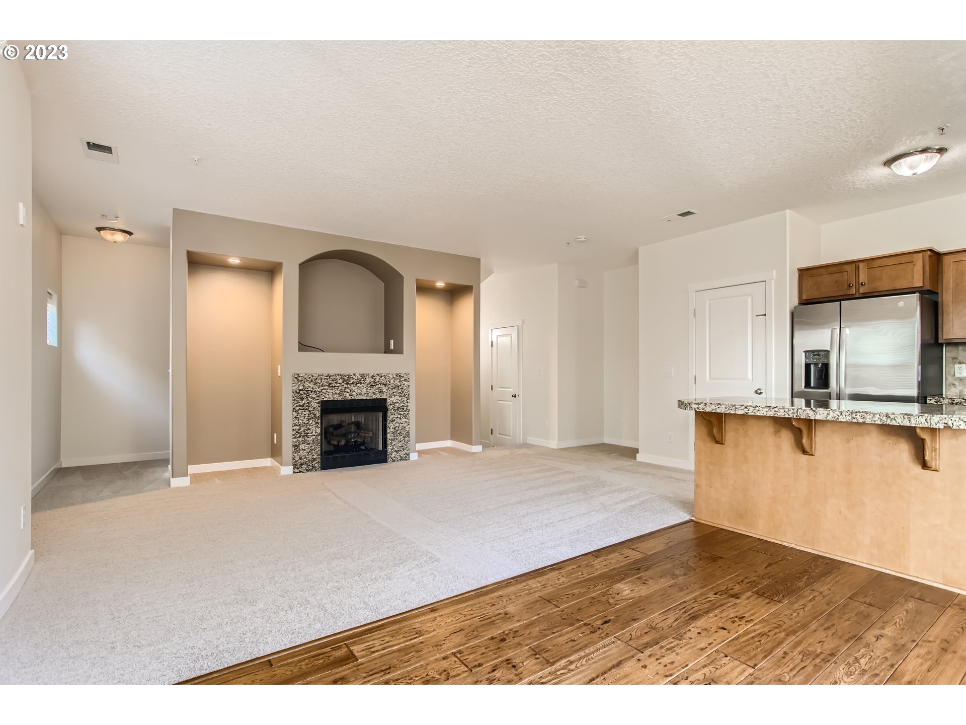 Photo #6: 686352838 Listing: Photo #6