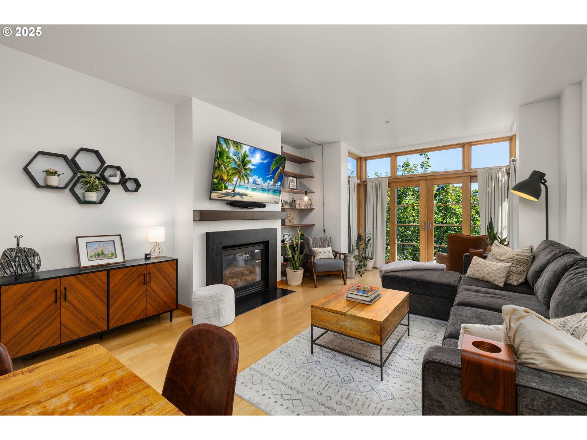 Photo #12: 686489356 Listing: Photo #12