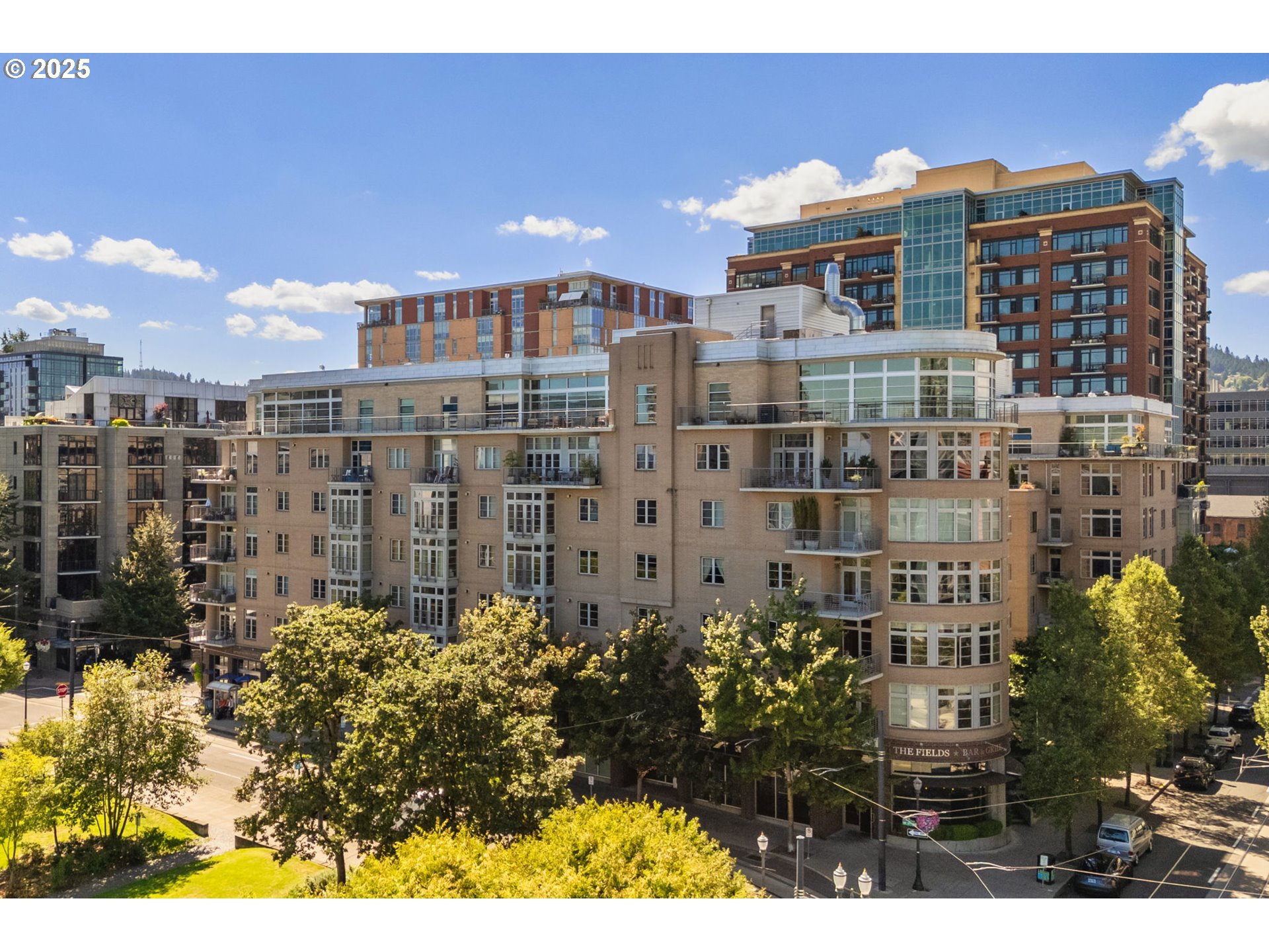 Photo #2: 686489356 Listing: Photo #2