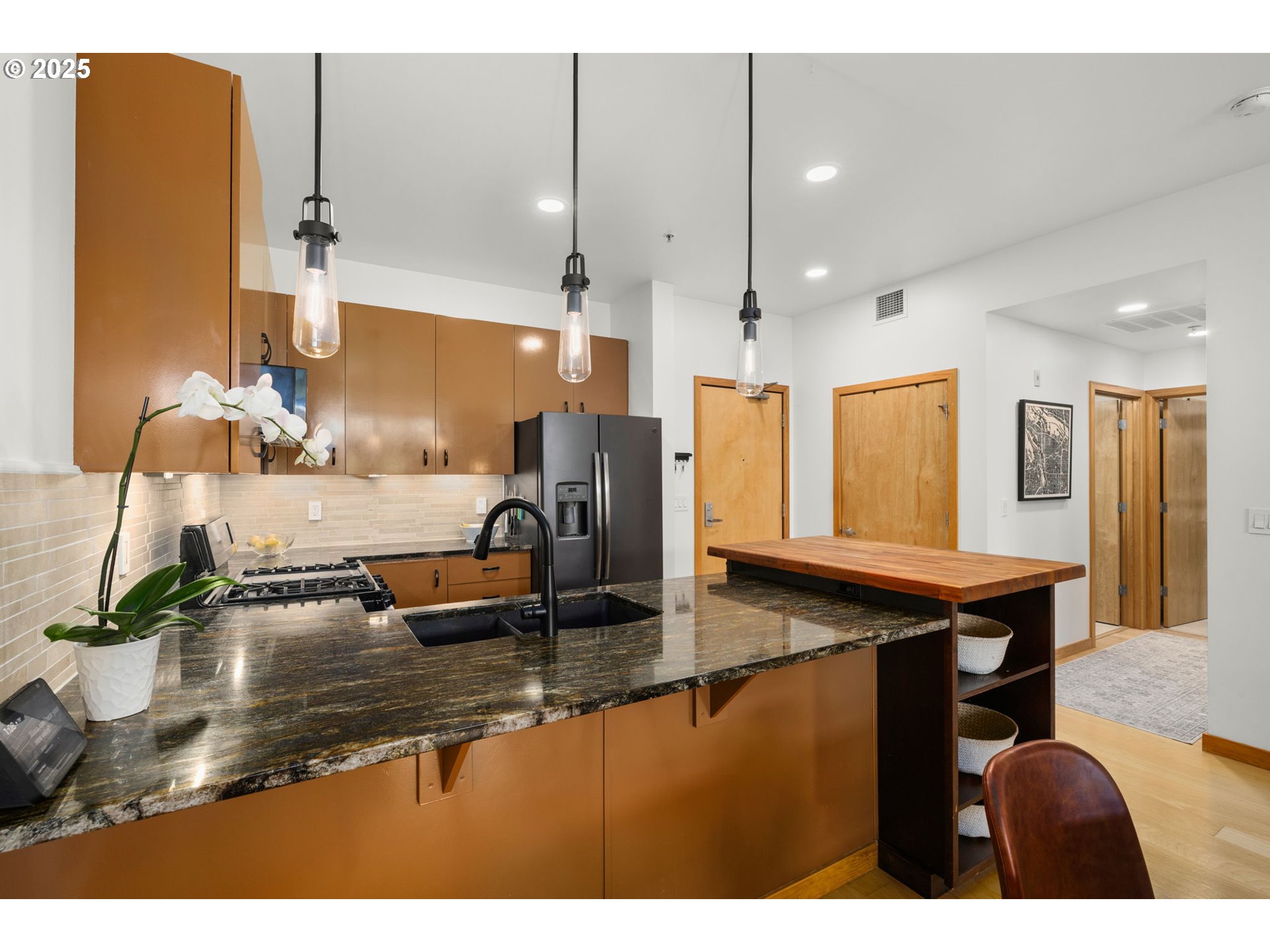 Photo #9: 686489356 Listing: Photo #9