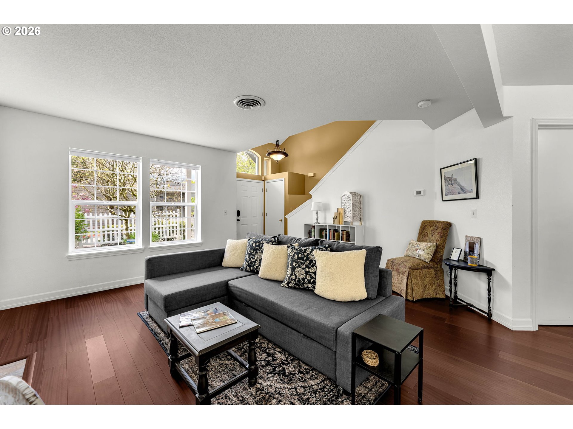 Photo #2: 686512304 Listing: Photo #2