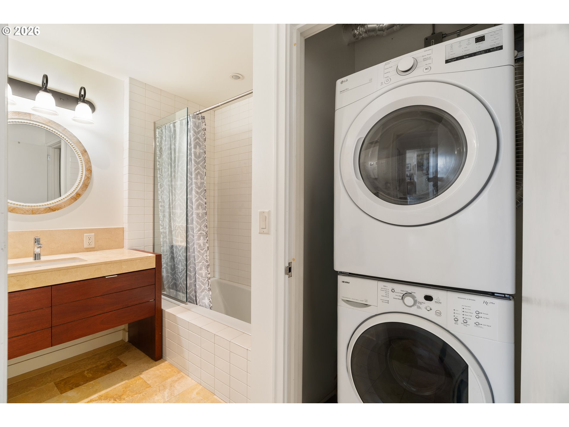 Photo #7: 686804070 Listing: Photo #7