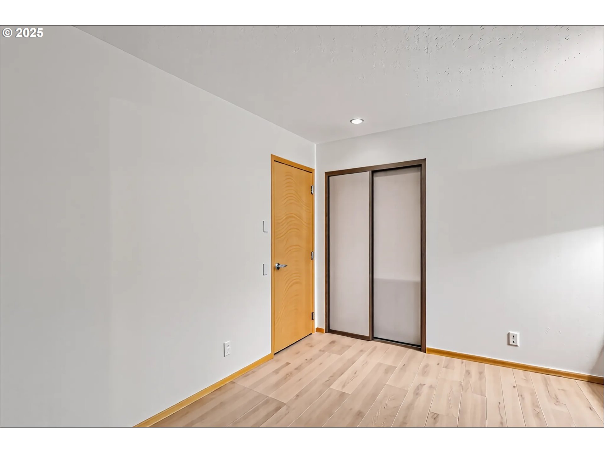 Photo #22: 686984077 Listing: Photo #22