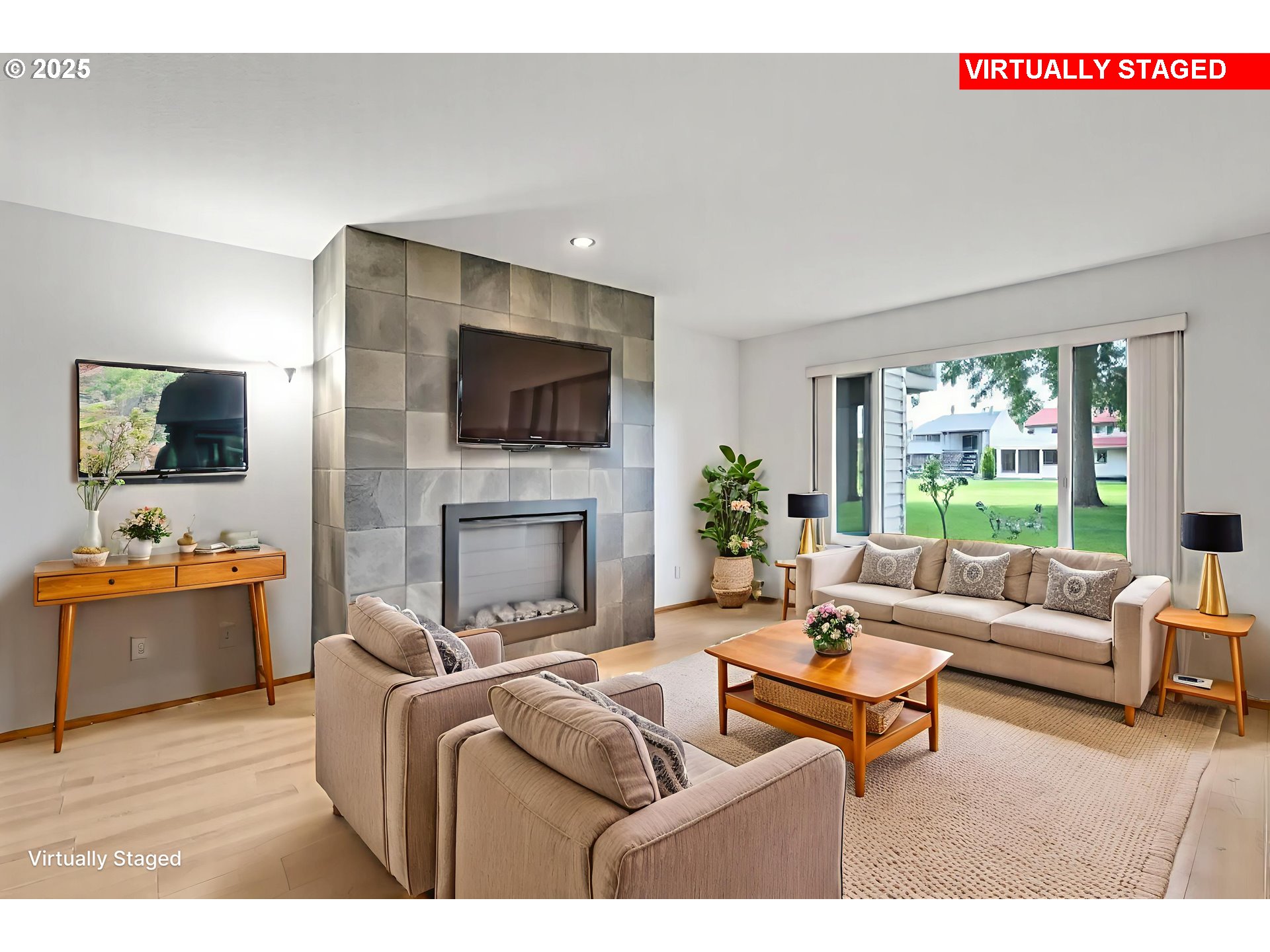 Photo #4: 686984077 Listing: Photo #4