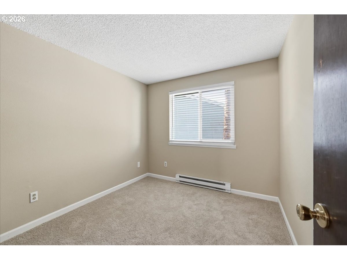 Photo #10: 687252145 Listing: Photo #10