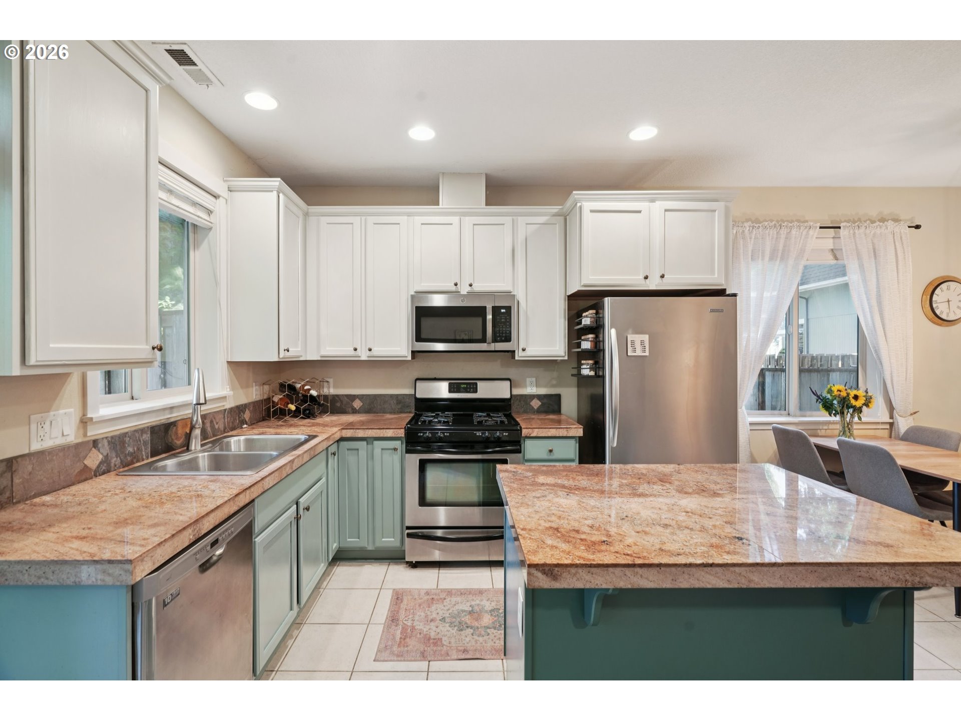 Photo #10: 687516163 Listing: Photo #10