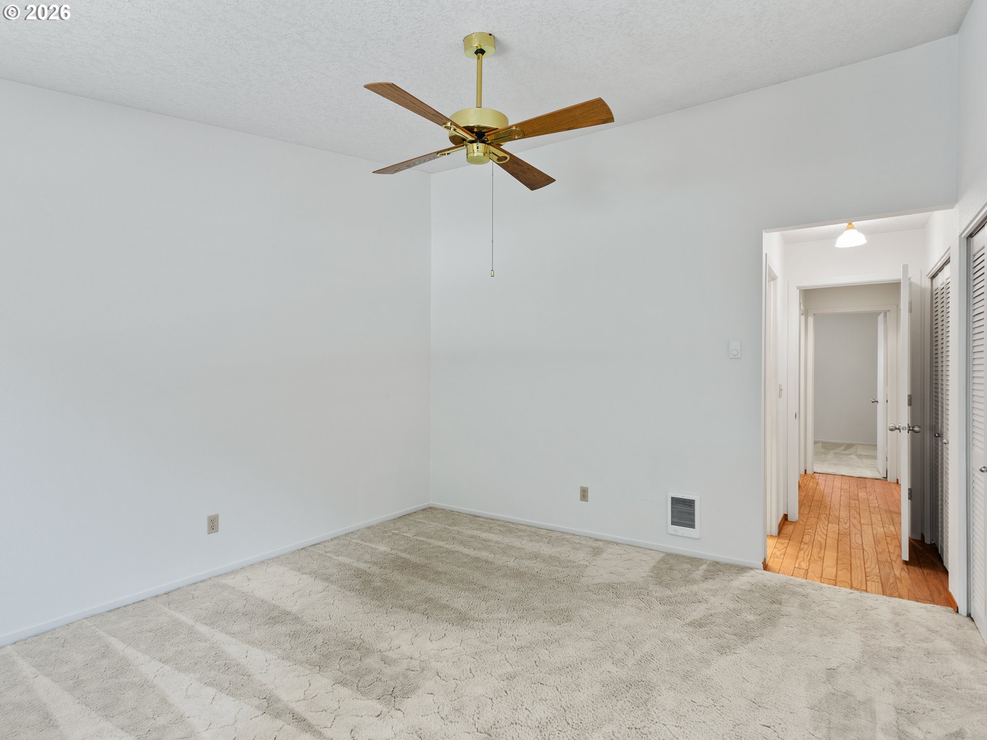 Photo #24: 687560768 Listing: Photo #24