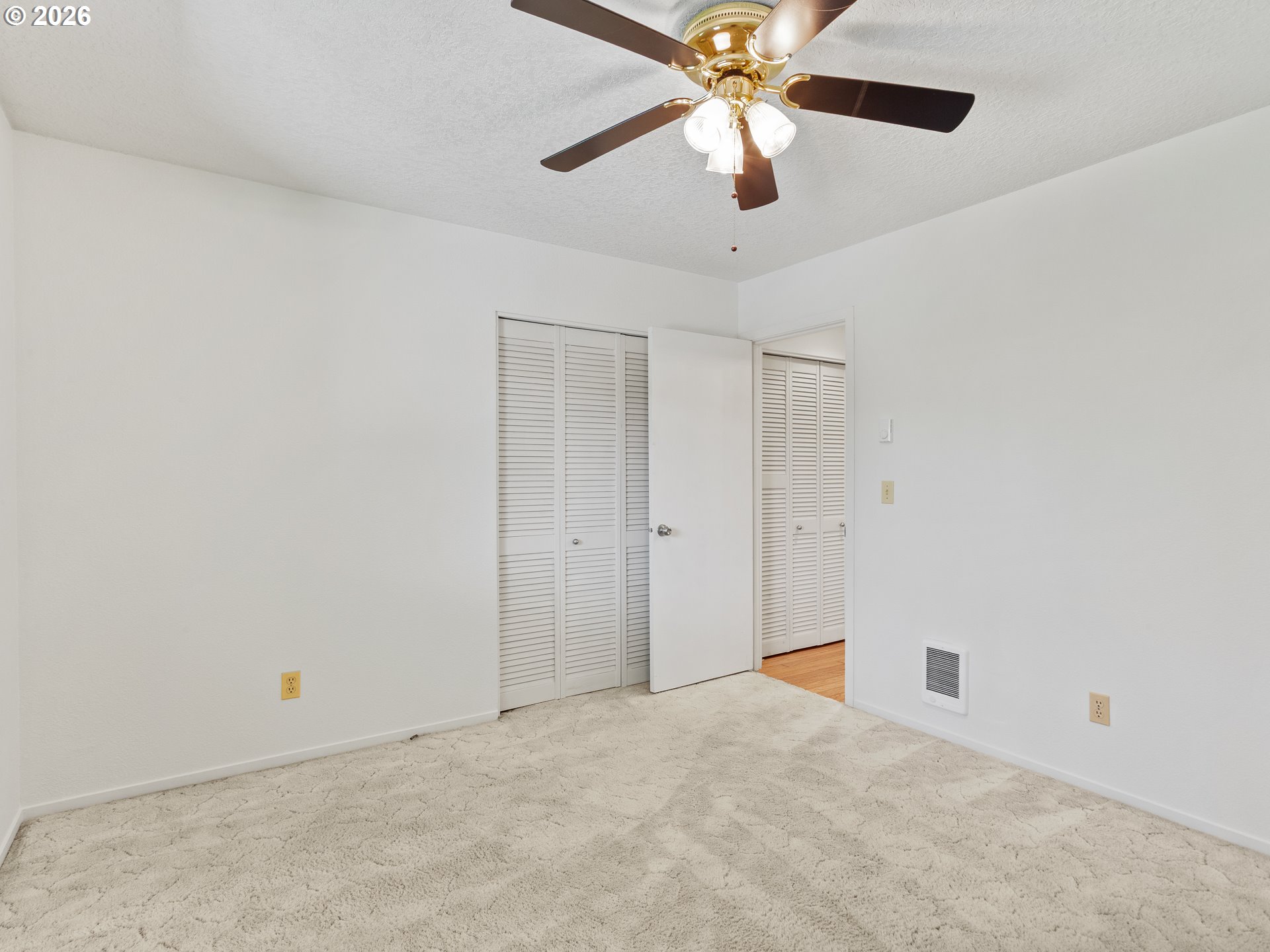Photo #30: 687560768 Listing: Photo #30
