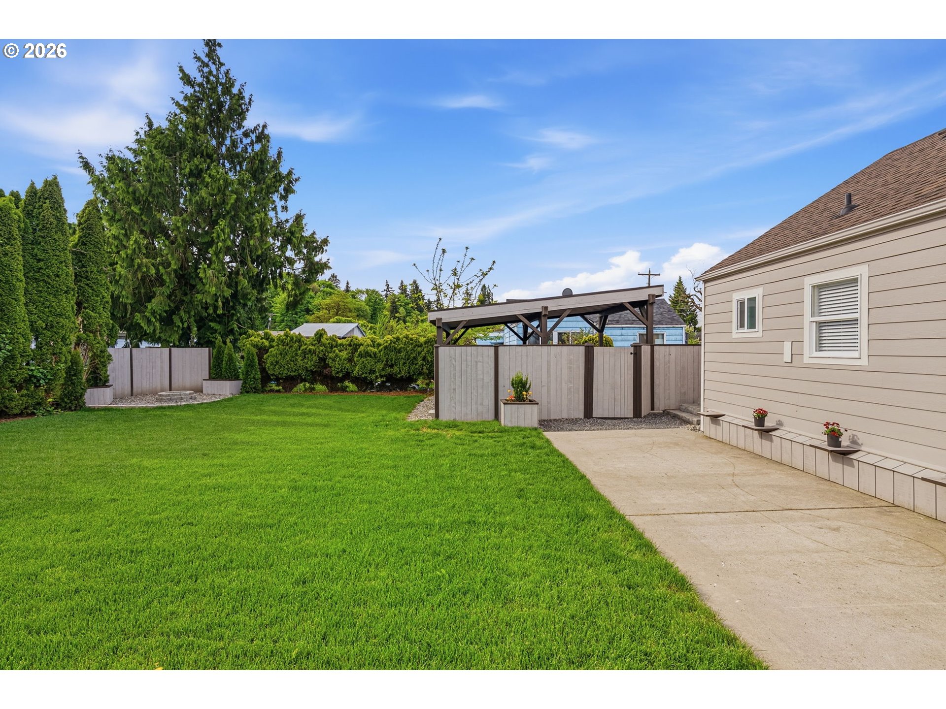 1116 N 3rd AVE, Kelso, WA, 98626
