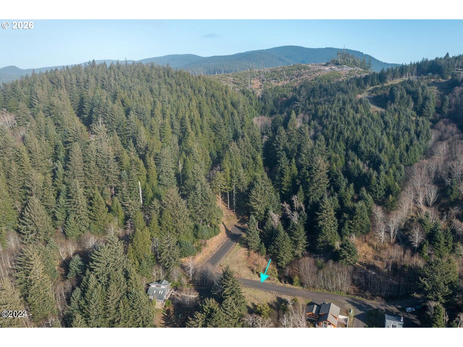 212 CHIEF ALBERT DR, Yachats, OR, 97498